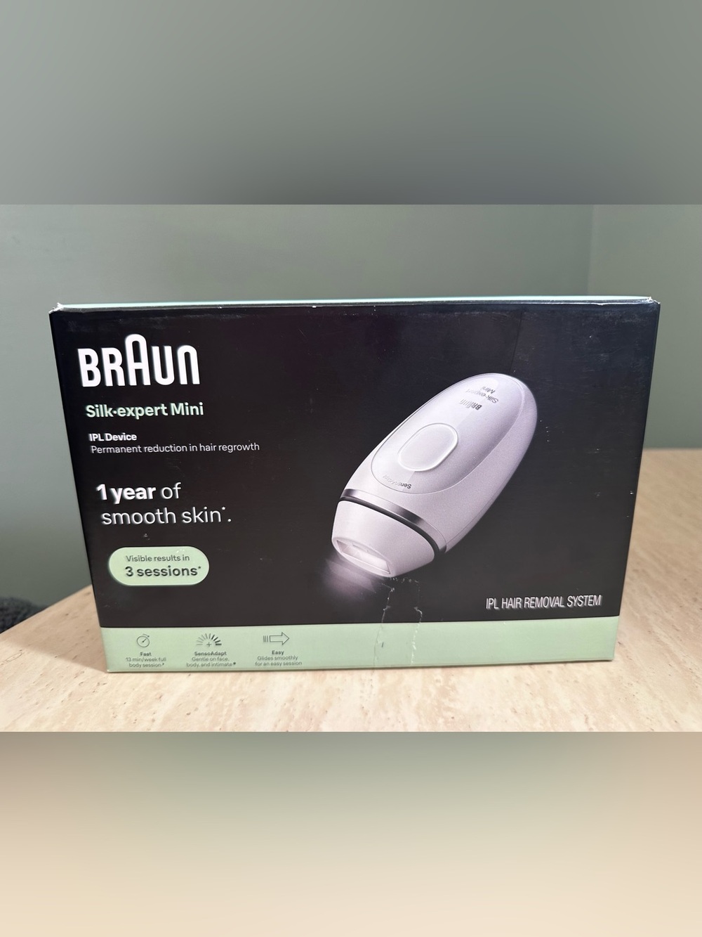 Braun Silk-expert Mini IPL Hair Removal Device SensoAdapt Corded for Face & Body